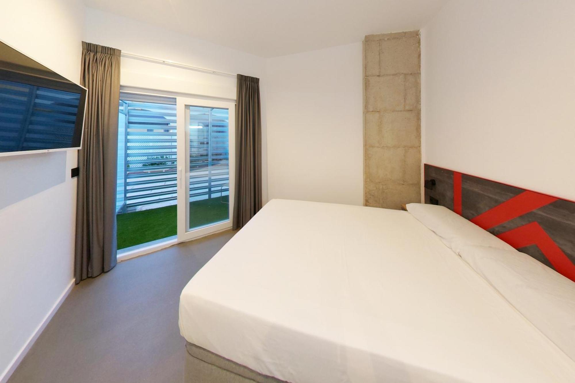 Konk Hostel La Manga del Mar Menor Szoba fotó